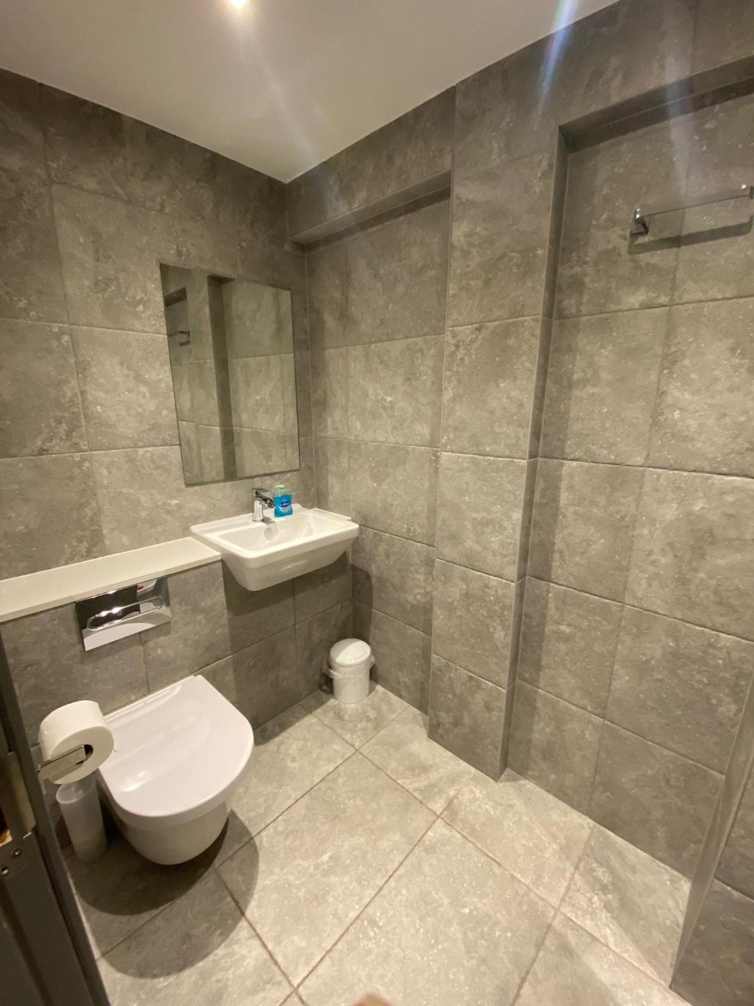 3 The View Apartments Ilfracombe - Hot Tub, Parking, Lift, Ev Ngoại thất bức ảnh