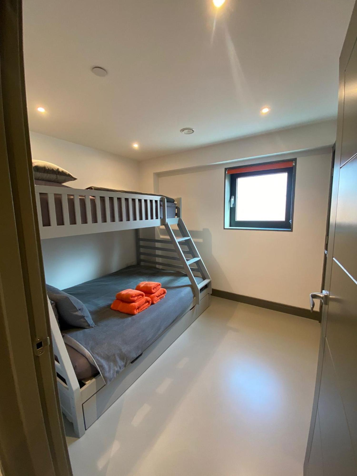 3 The View Apartments Ilfracombe - Hot Tub, Parking, Lift, Ev Ngoại thất bức ảnh