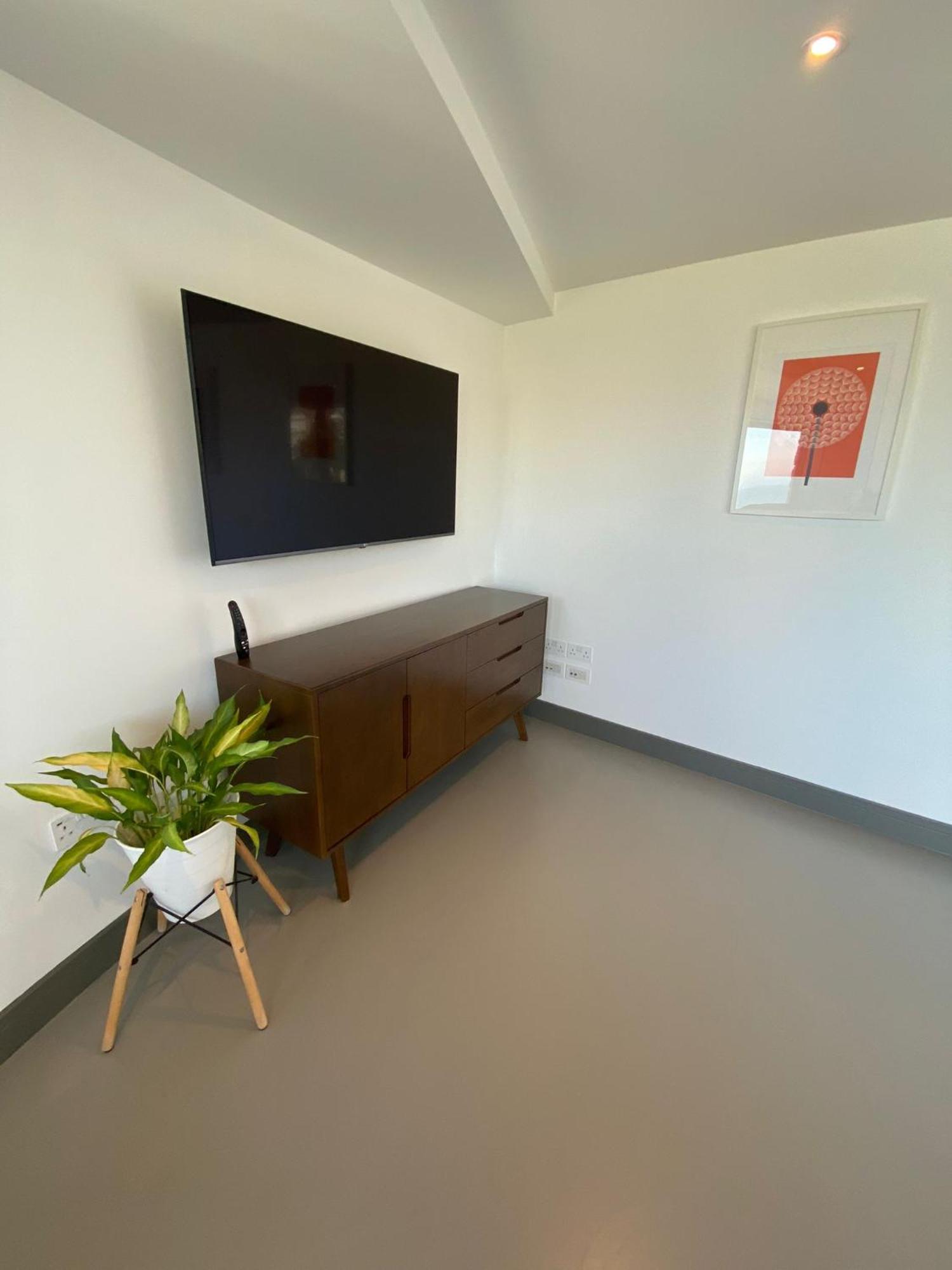 3 The View Apartments Ilfracombe - Hot Tub, Parking, Lift, Ev Ngoại thất bức ảnh