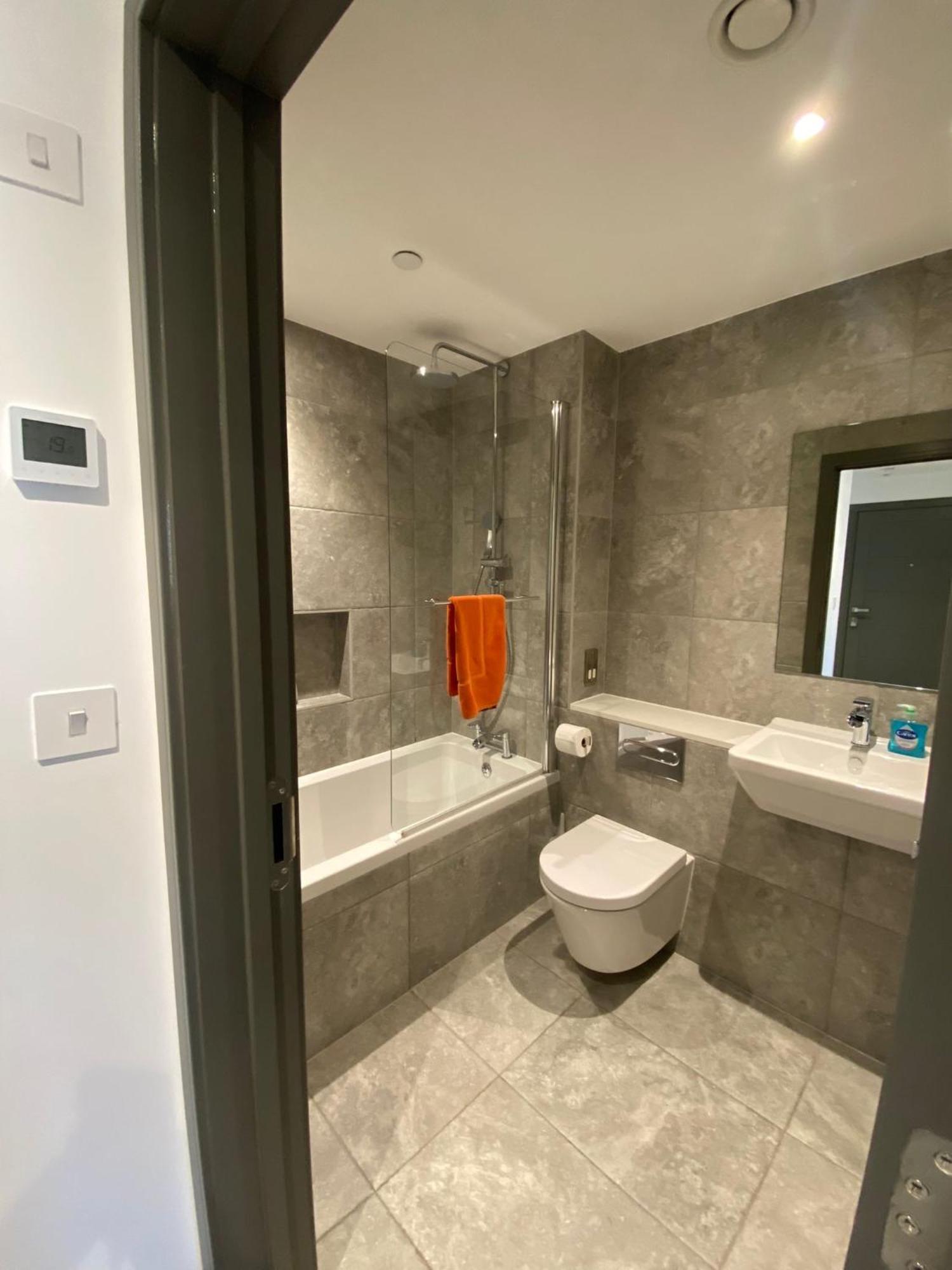 3 The View Apartments Ilfracombe - Hot Tub, Parking, Lift, Ev Ngoại thất bức ảnh